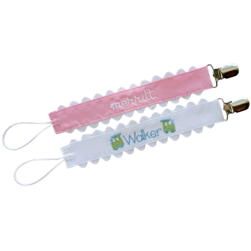 Scalloped Pacifier Clip
